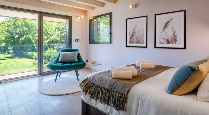 Photo of Blue Mountain Lake