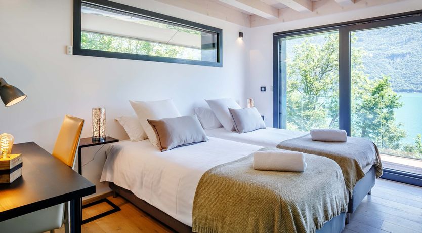 Photo of Blue Mountain Lake