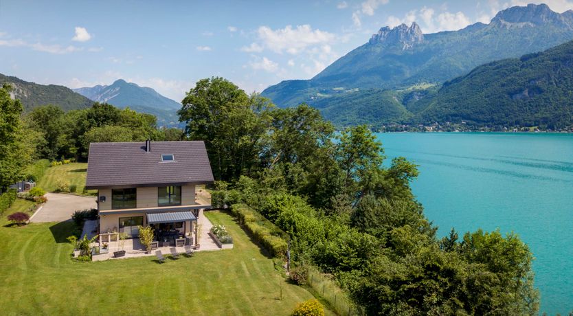 Photo of Blue Mountain Lake