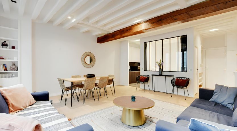 Photo of A Parisian Moment