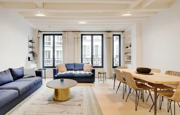 A Parisian Moment Holiday Home