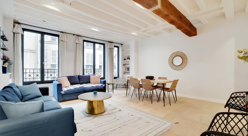 Photo of A Parisian Moment