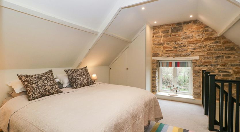 Photo of The Iron Finch