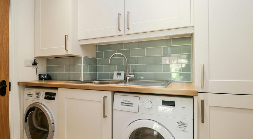 Photo of Bowleaze Breeze