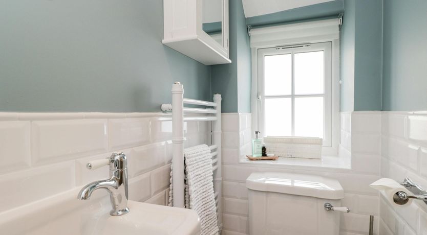 Photo of Bowleaze Breeze