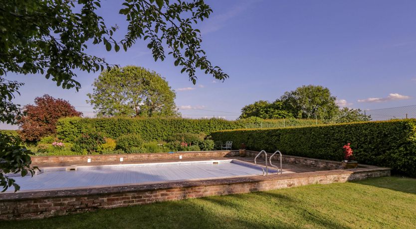 Photo of Kent Gardens