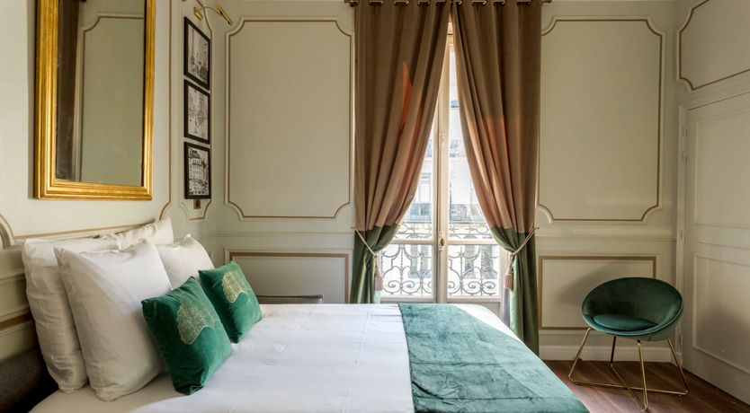 Photo of Emerald and Marble