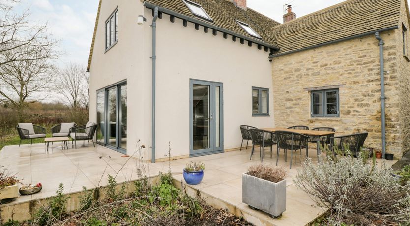 Photo of The Willow Tree