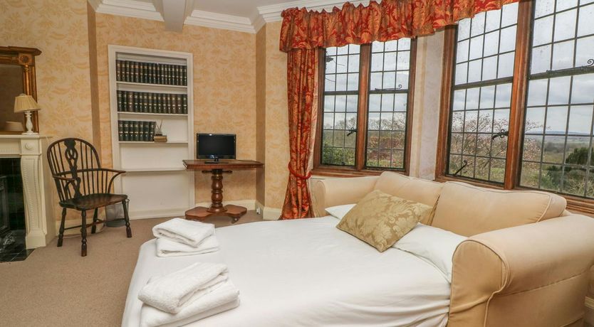 Photo of Manor House Marvel