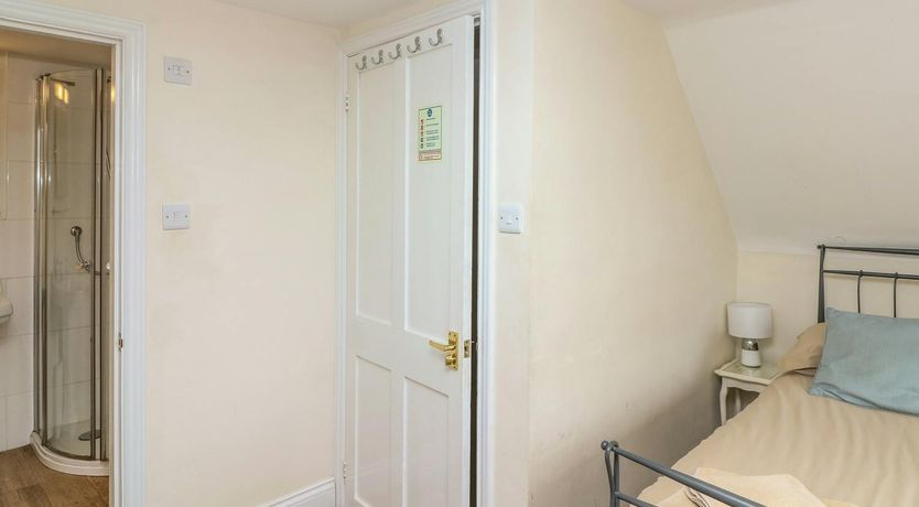 Photo of Manor House Marvel