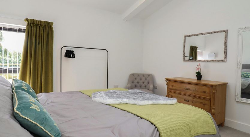 Photo of The Kentish Rose