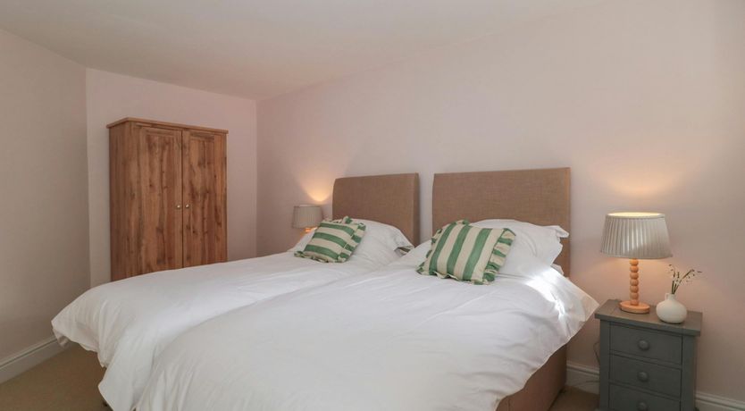 Photo of The Porlock Pearl