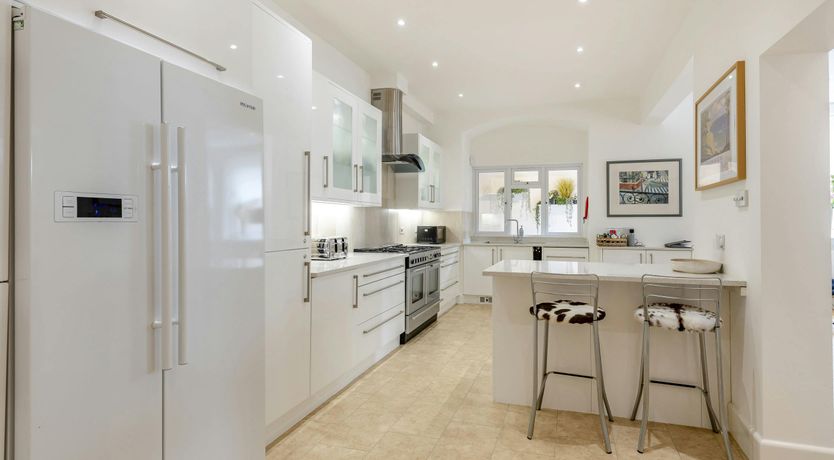 Photo of Dorset Paradise