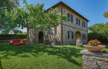 A Tuscan Escape Holiday Home