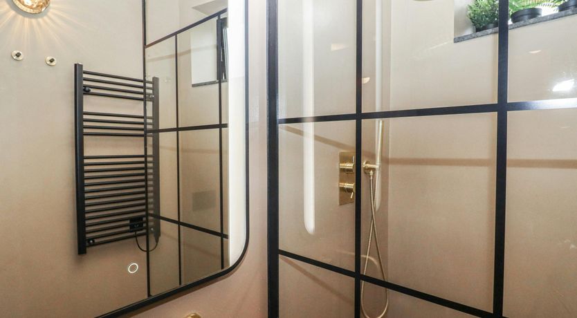 Photo of Happy as a Clam