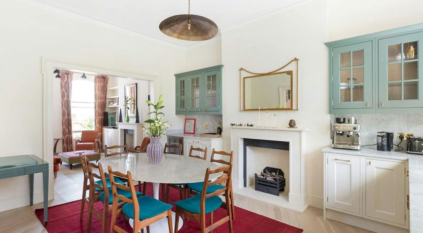 Photo of Kensington Colour