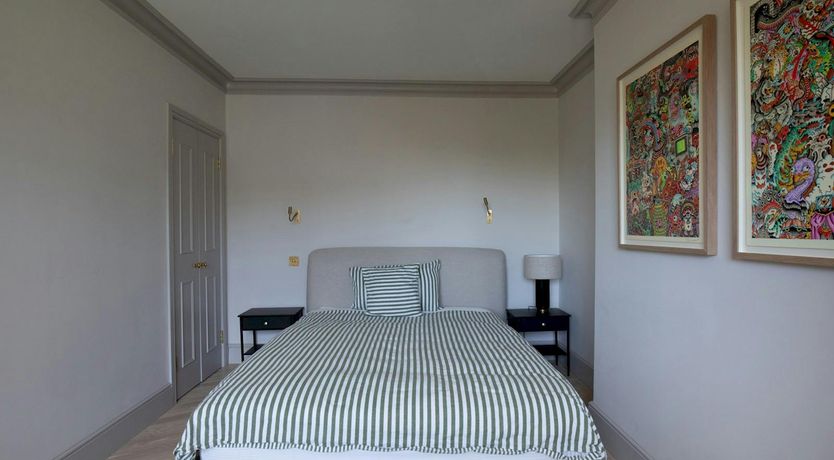 Photo of Kensington Colour