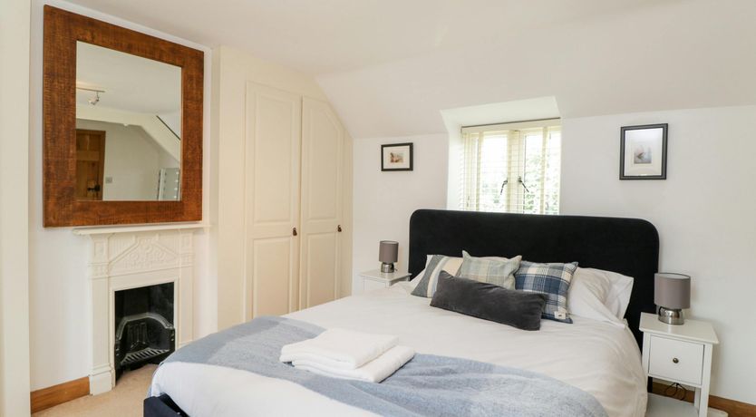 Photo of The Stoney Rose