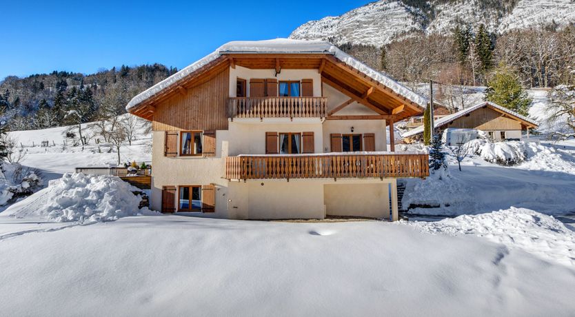 Photo of Roses of the Alps