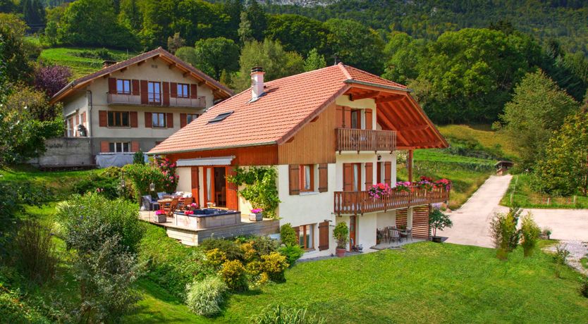 Photo of Roses of the Alps