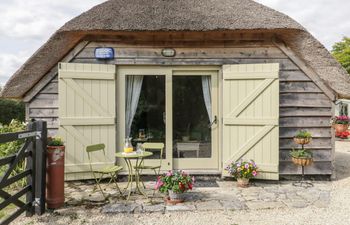 The Thatched Barn Holiday Home