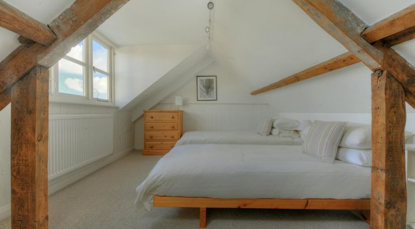 Photo of Collecting Curios