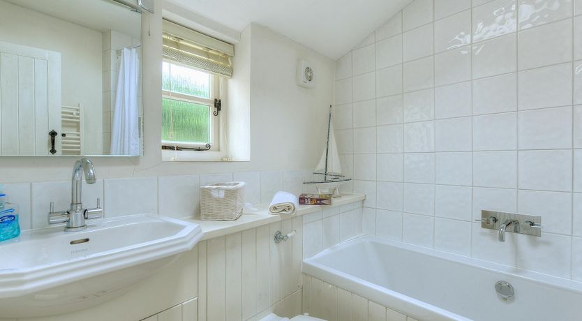 Photo of Collecting Curios