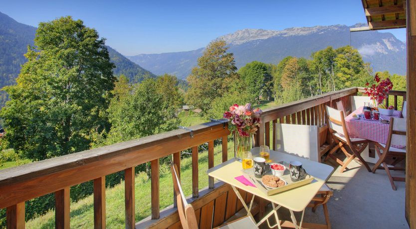 Photo of Sunshine & Snow