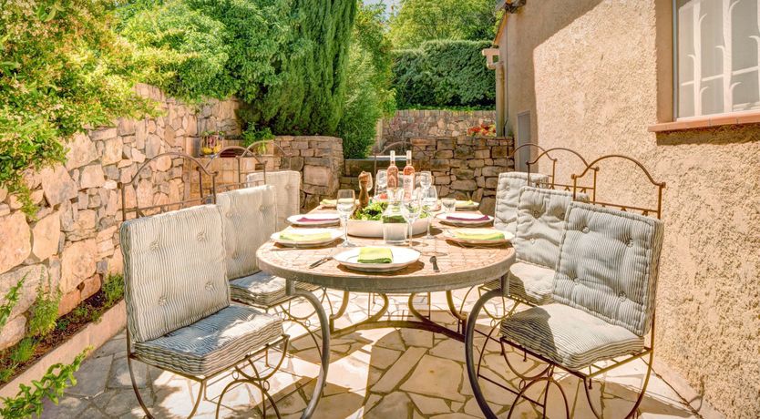 Photo of The Mulberry Tree