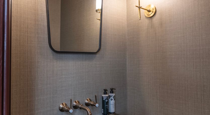 Photo of Ivy & Finch