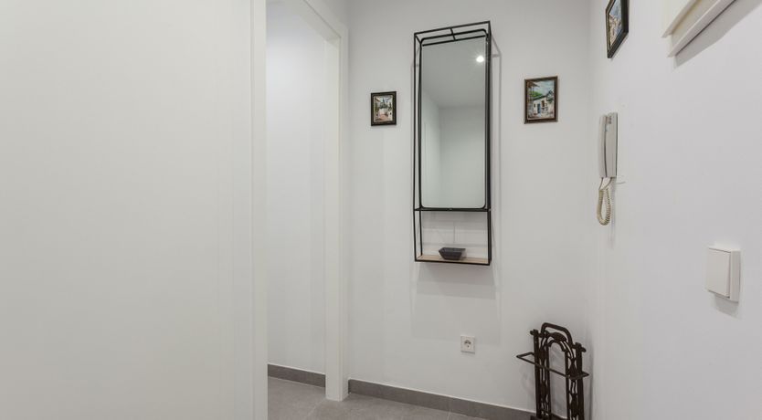 Photo of Encina Breeze