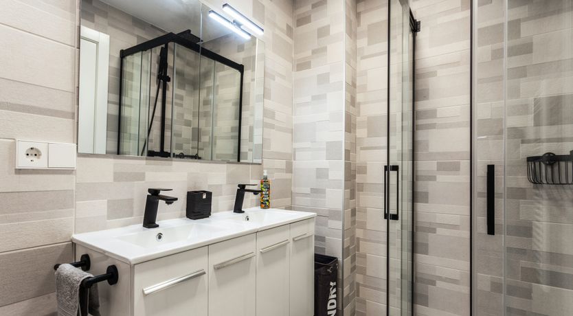 Photo of Encina Breeze