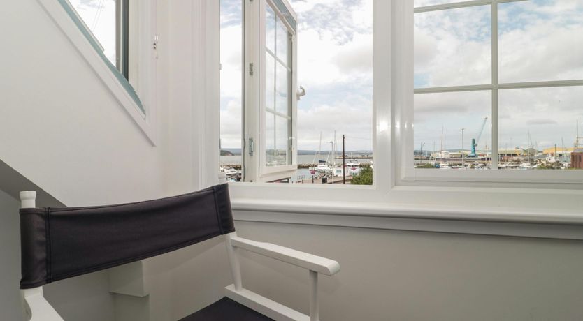 Photo of Golden Quay