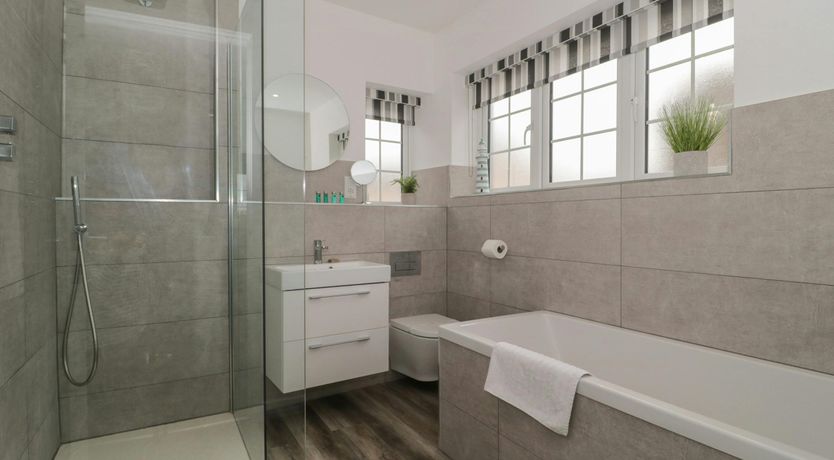 Photo of Golden Quay