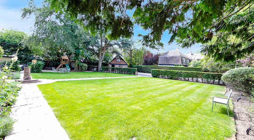 Photo of The Grand Manor