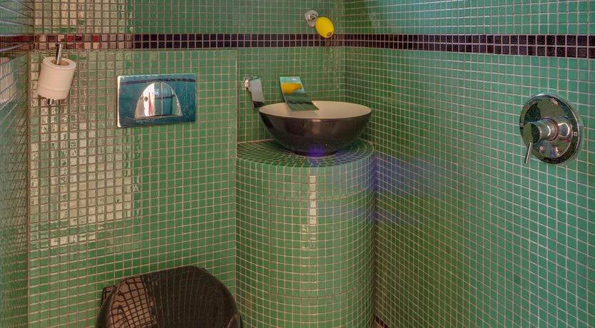 Photo of An Artist's Seascape