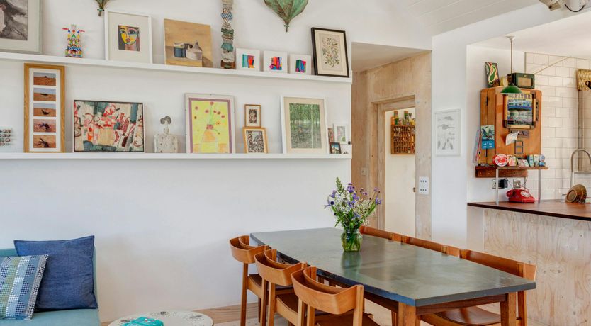 Photo of An Artist's Seascape