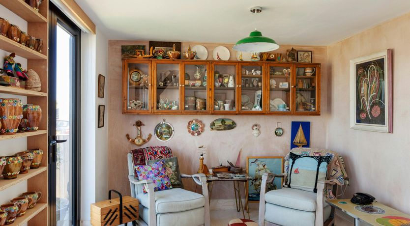 Photo of An Artist's Seascape