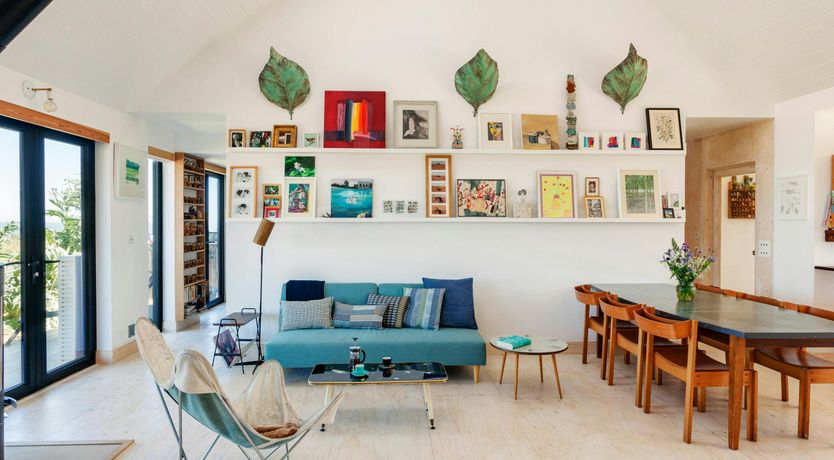 Photo of An Artist's Seascape