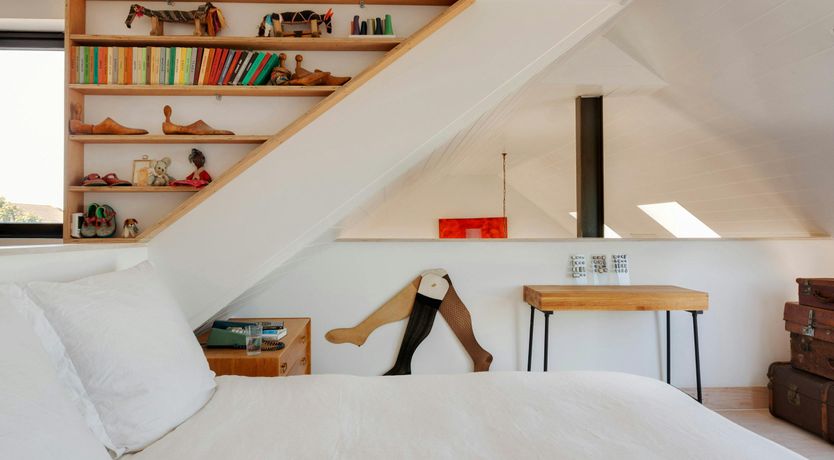 Photo of An Artist's Seascape