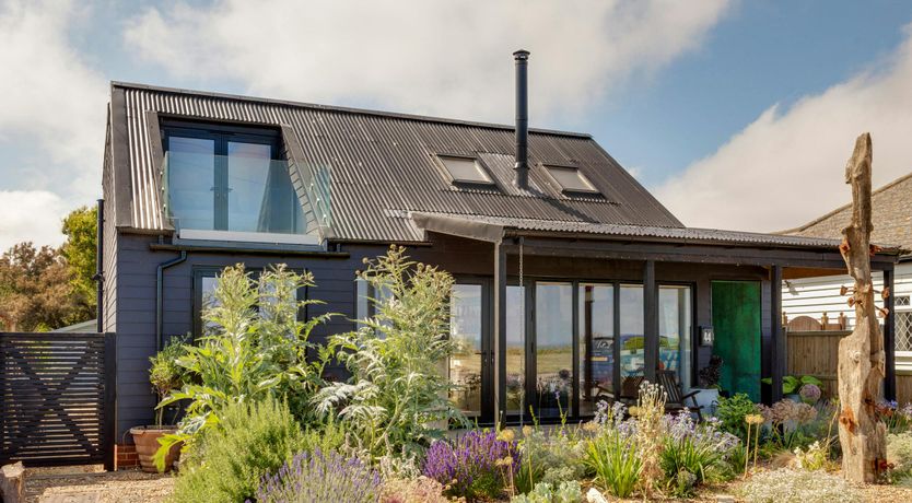 Photo of An Artist's Seascape