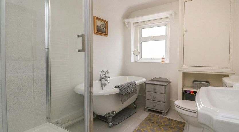 Photo of Catching Oysters