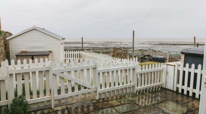 Photo of Catching Oysters