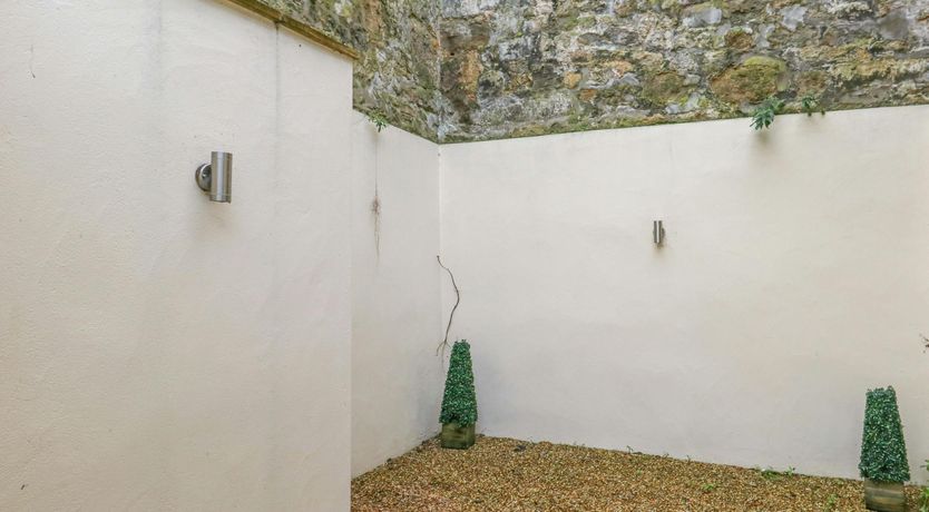 Photo of Seashell Snug