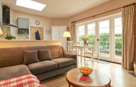 Photo of at-home-in-hampshire