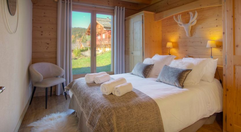 Photo of Alpine Nest