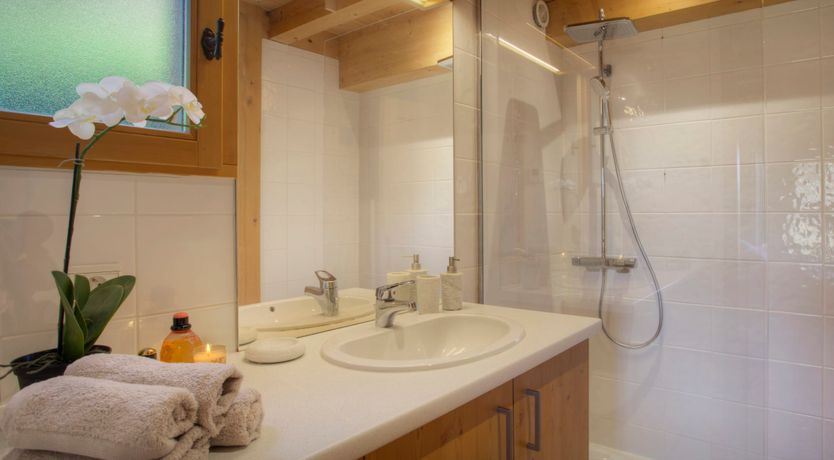 Photo of Alpine Nest