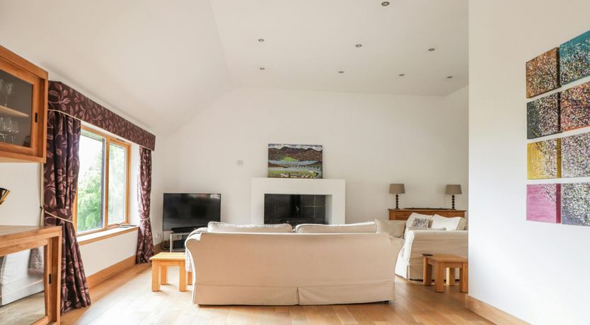 Photo of Brae & Broom