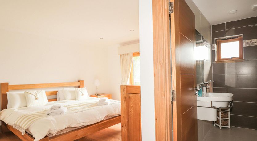 Photo of Brae & Broom