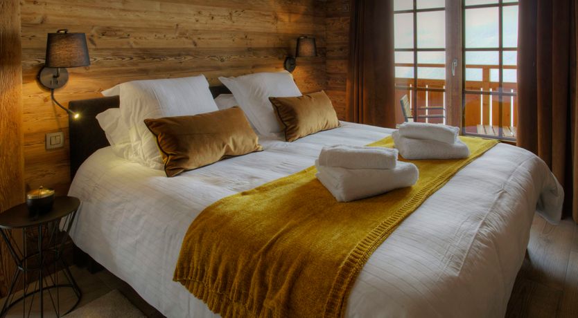 Photo of Mountain Moon